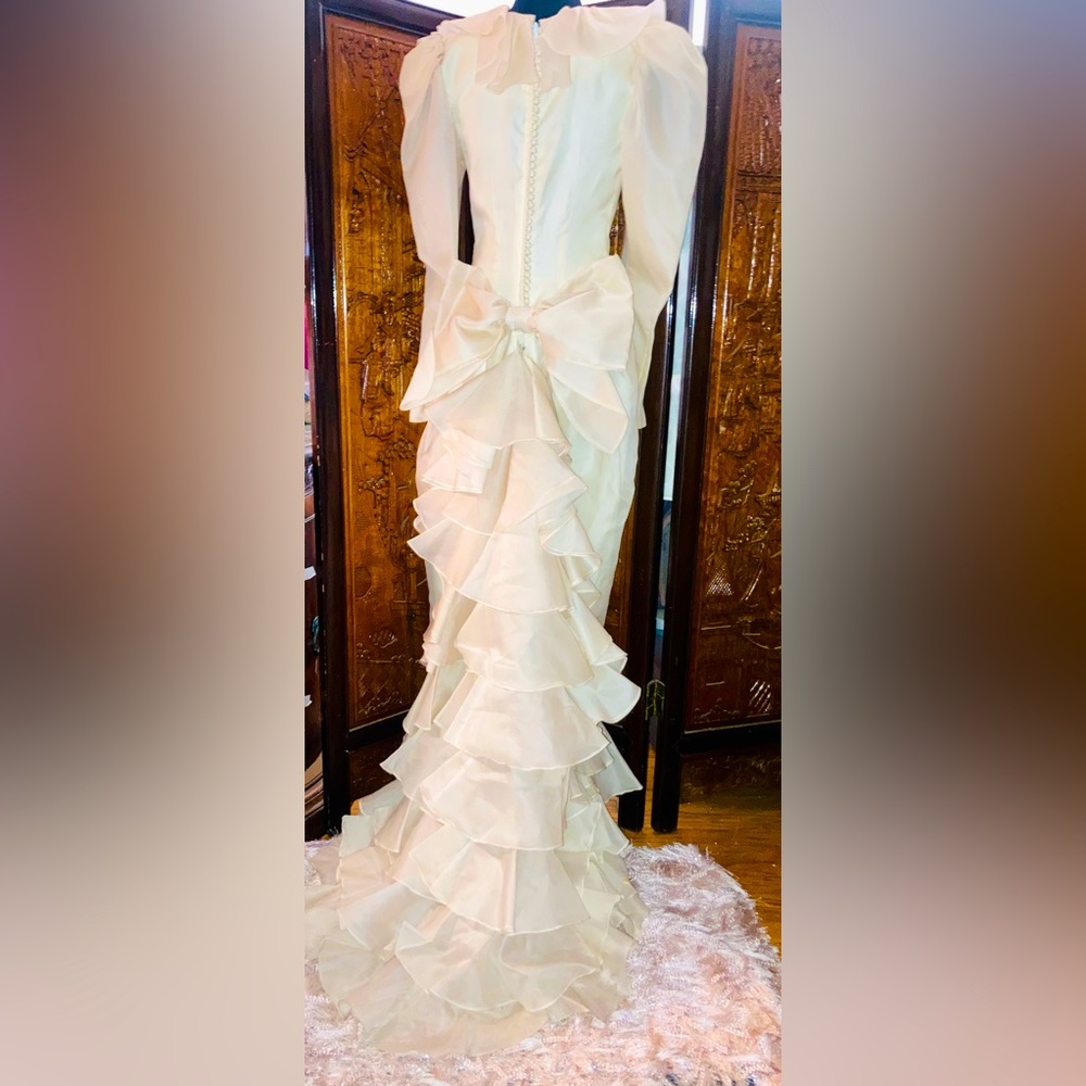 Vintage Oscar de la Renta 💯 silk wedding dress - Picture 16 of 16